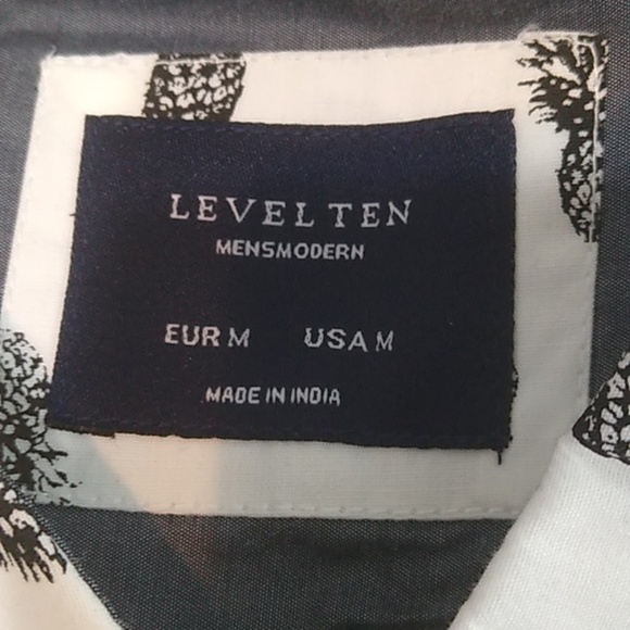 Level Ten -White Pineapple Print Men's Shirt - Size M - Picture 5 of 6